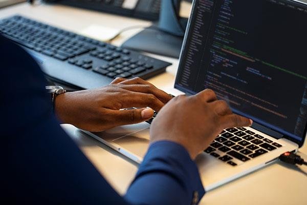 it web development and design specialist lg Unleash Your Genius